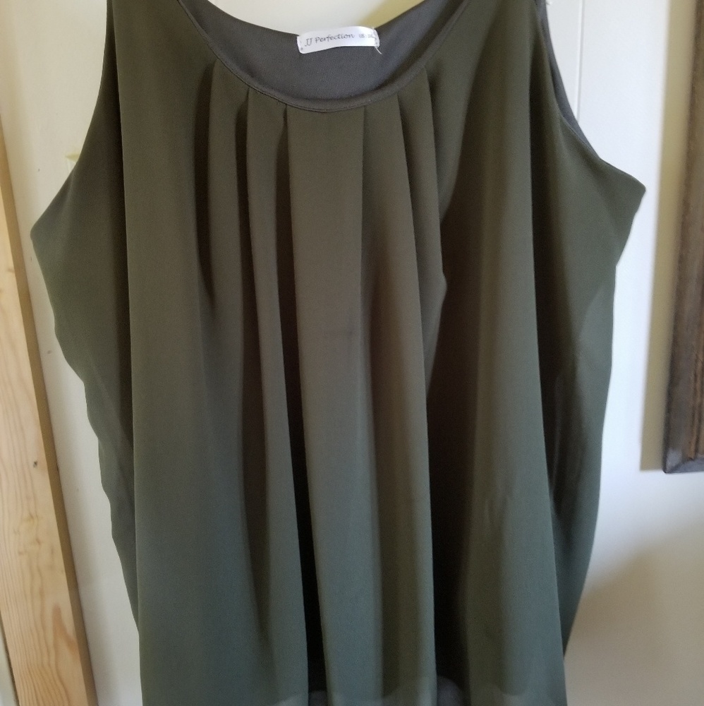 Olive green tank size 2xl